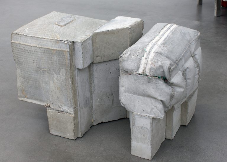 Isa Melsheimer Der unerfreuliche Zustand der Textur KINDL – Zentrum für zeitgenössische Kunst, Berlin.