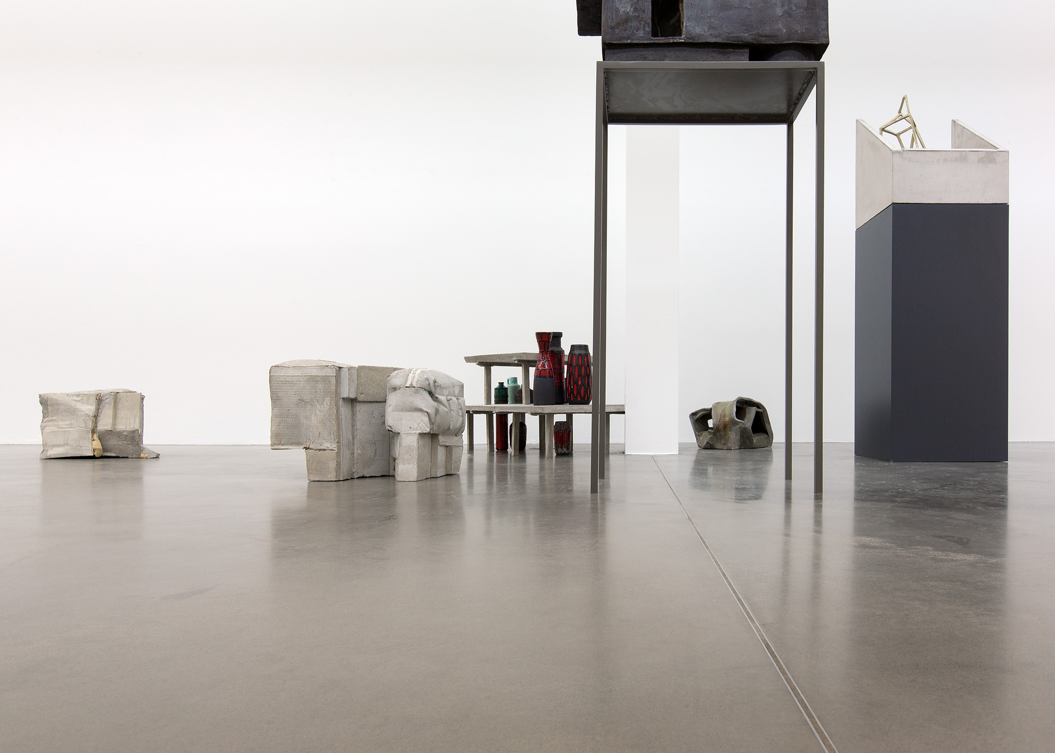 Isa Melsheimer Der unerfreuliche Zustand der Textur KINDL – Zentrum für zeitgenössische Kunst, Berlin.