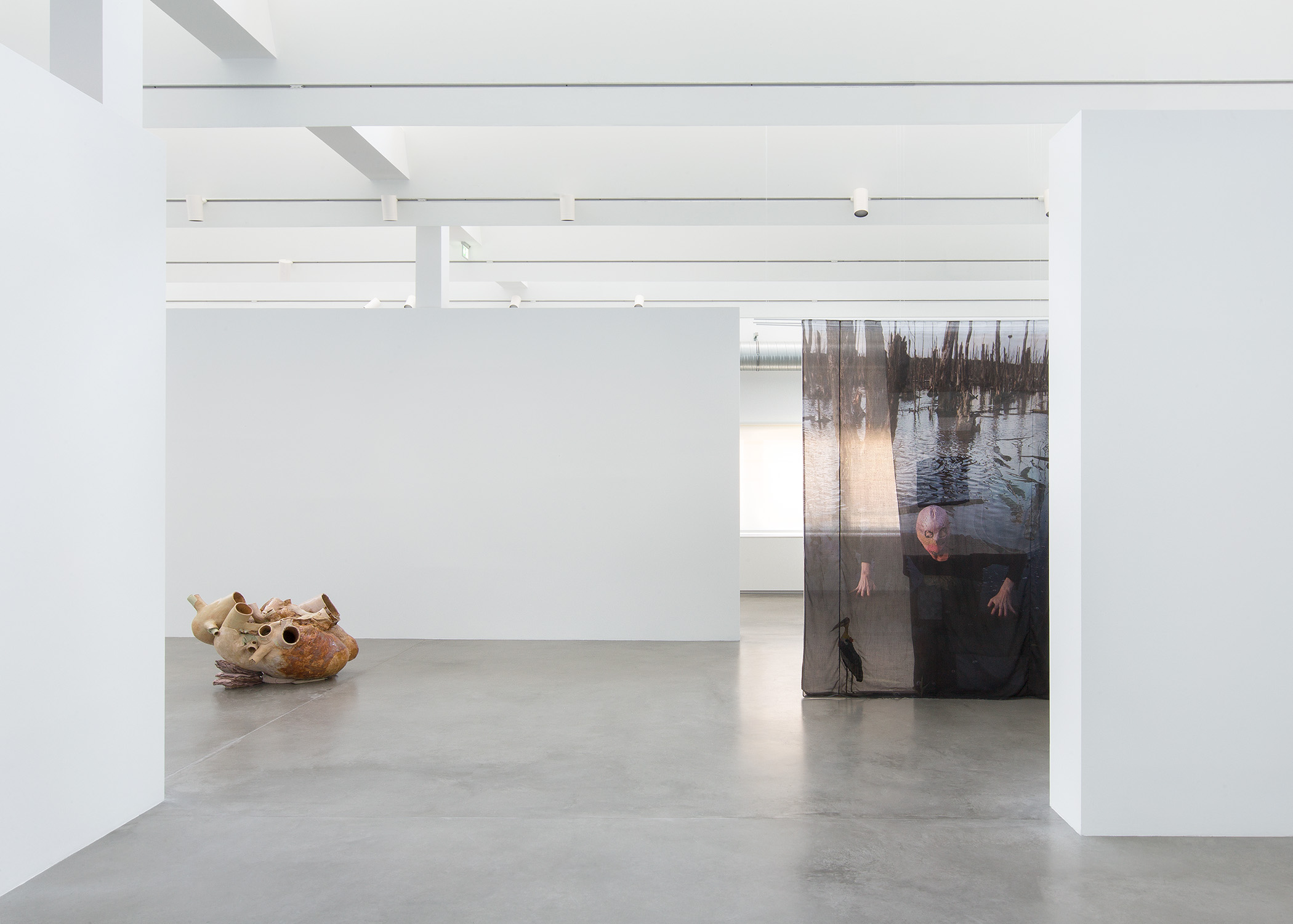 Isa Melsheimer Der unerfreuliche Zustand der Textur KINDL – Zentrum für zeitgenössische Kunst, Berlin.