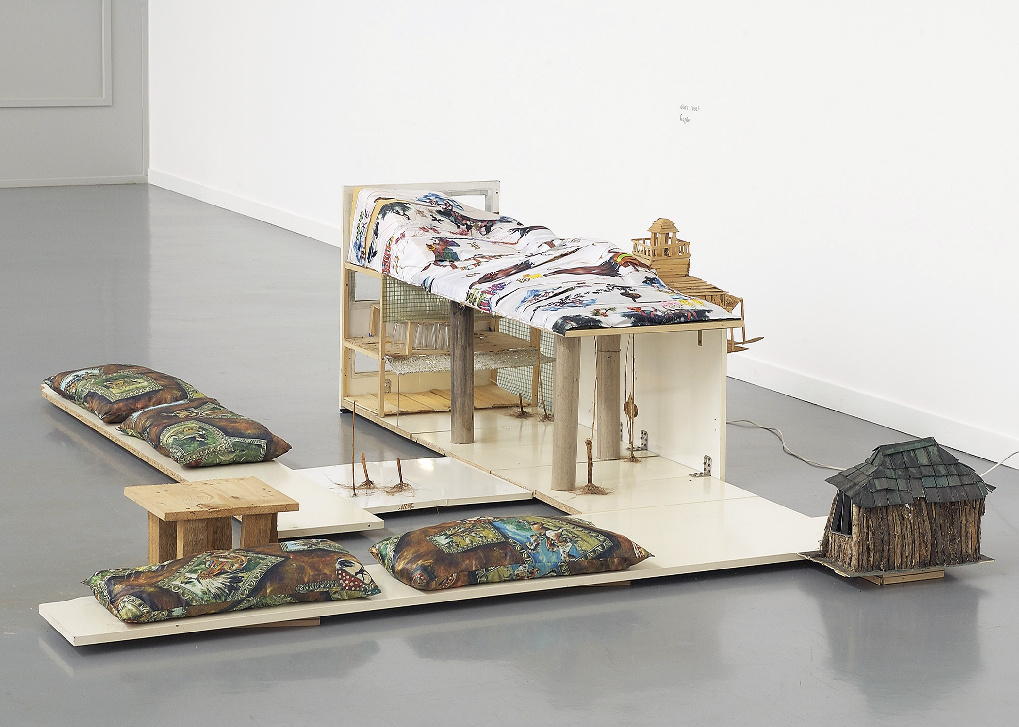 Isa Melsheimer, Bonnefanten Museum, Maastricht.