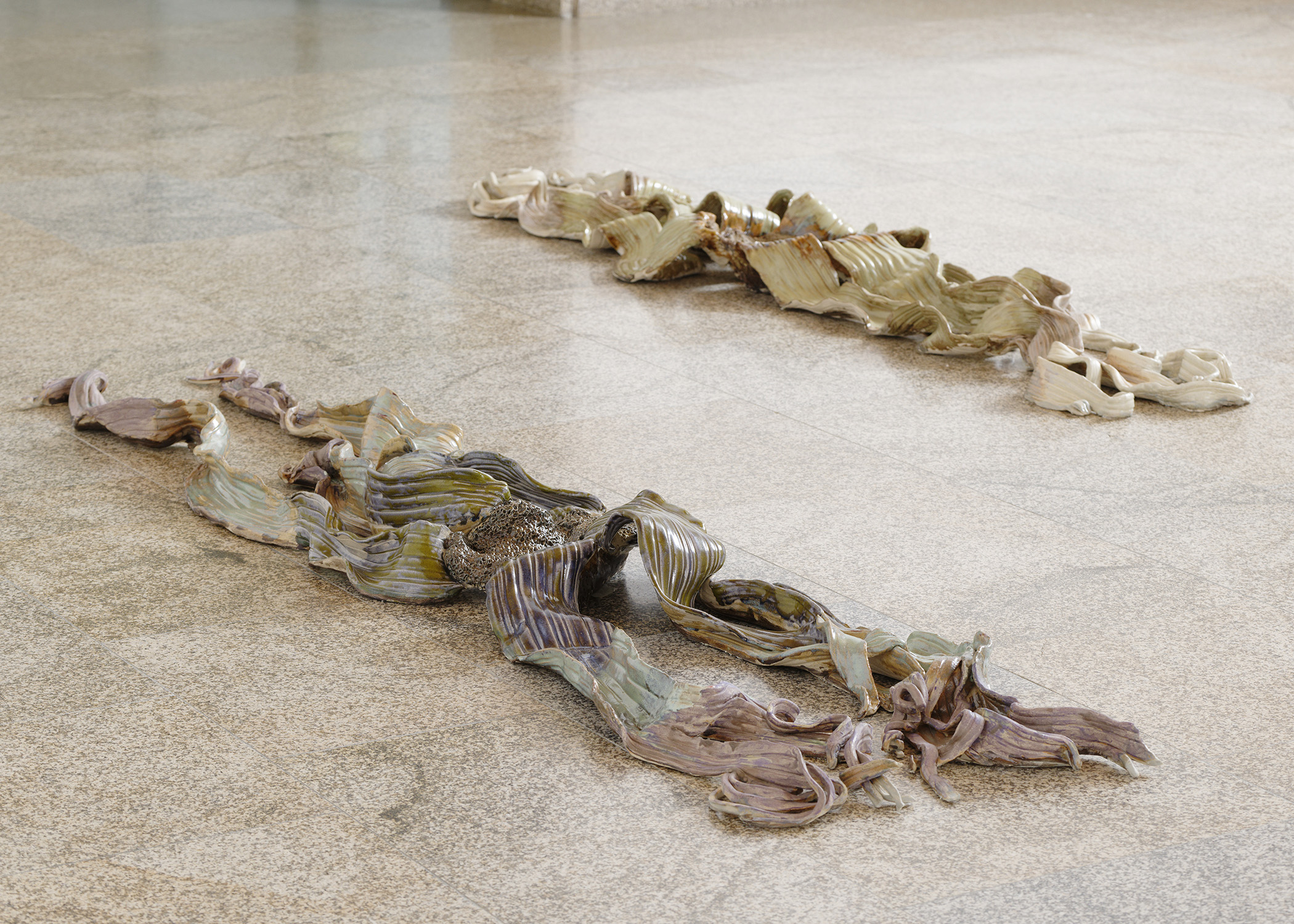 Isa Melsheimer, CONCRETE BODIES ARE FINITE Centre international d'art et du paysage Île de Vassivière.