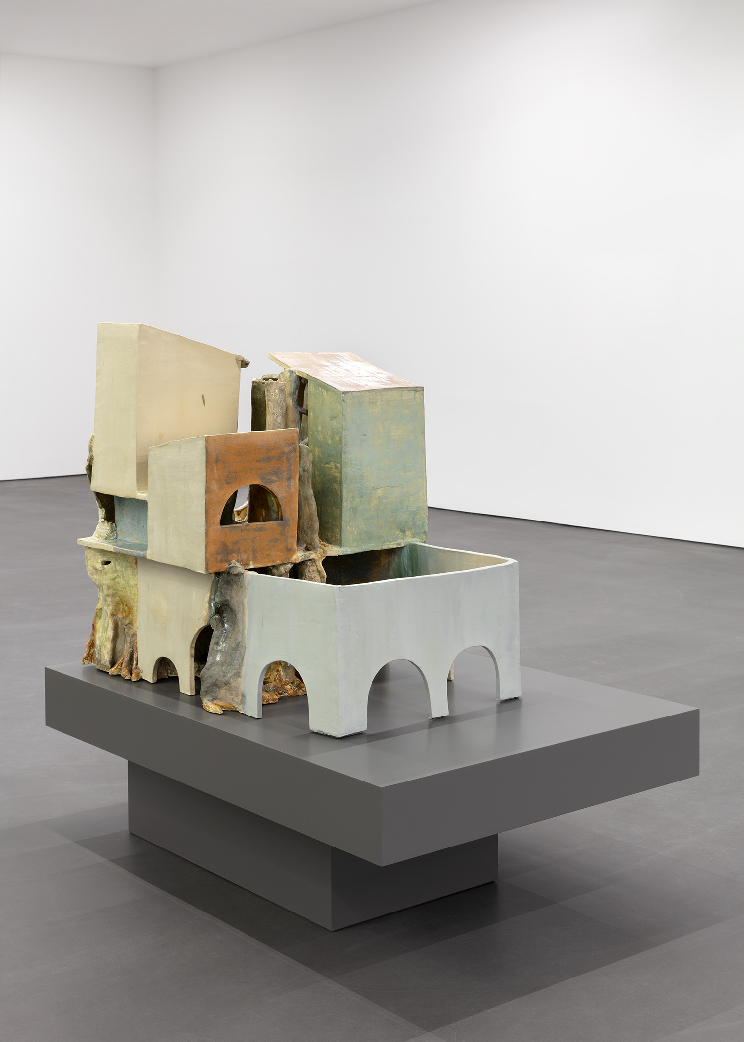 Isa Melsheimer, false ruins and lost innocence, Esther Schipper, Berlin.
