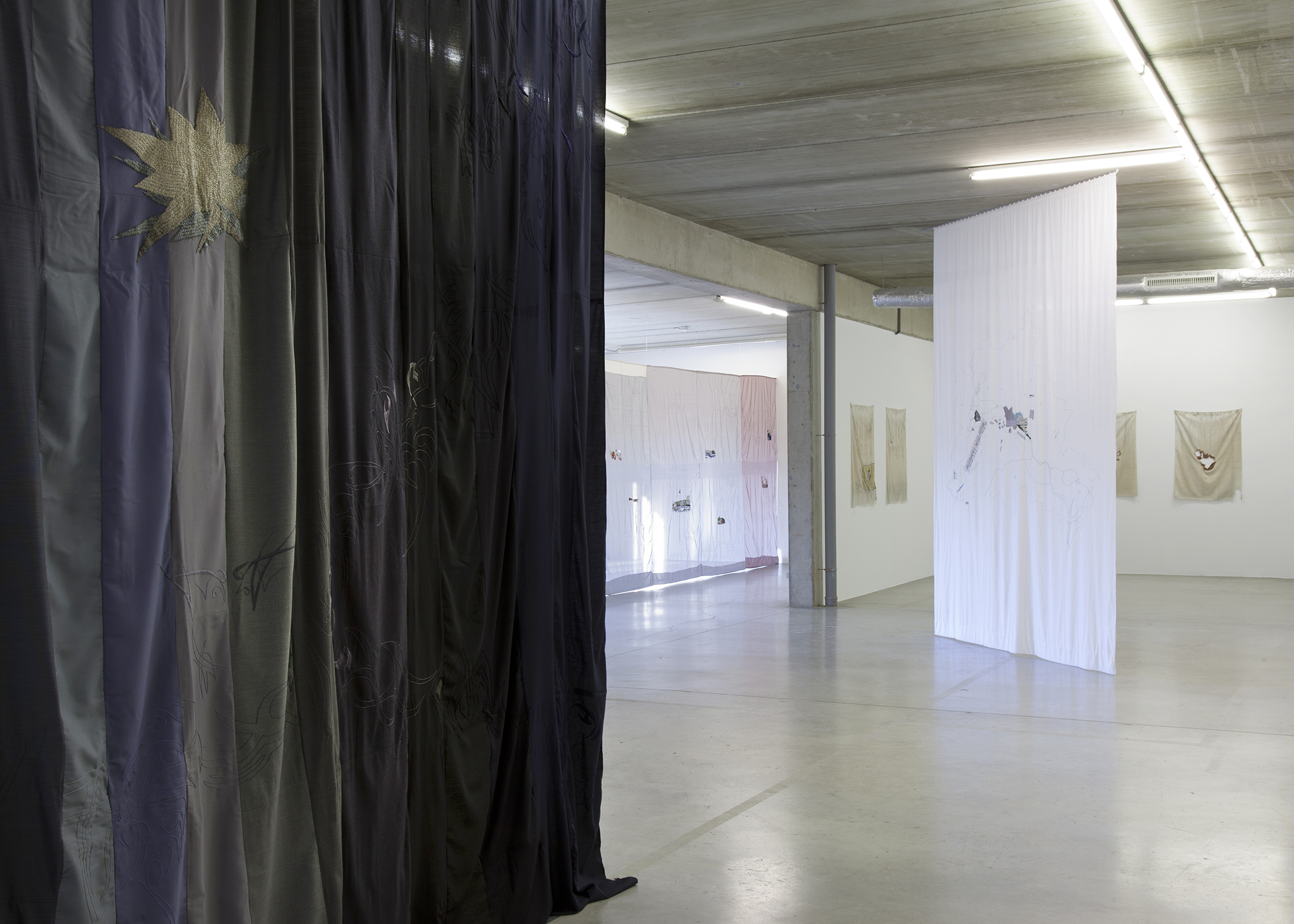 Isa Melsheimer, Synapsen, Ikob – Museum für Zeitgenössische Kunst, Eupen Belgien.