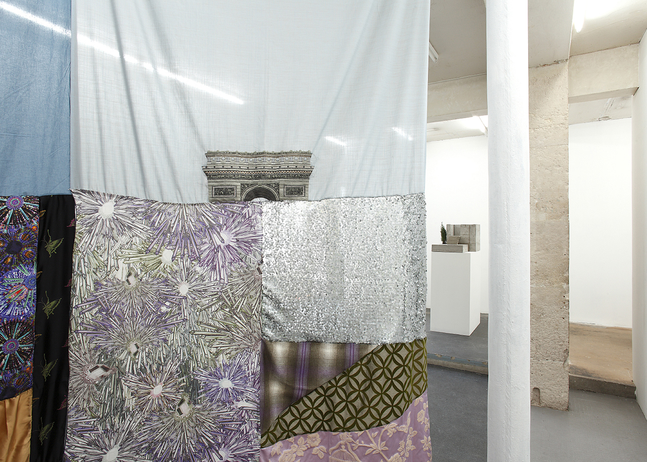 Isa Melheimer, Dachgarten, Galerie Jocelyn Wolff, Paris.