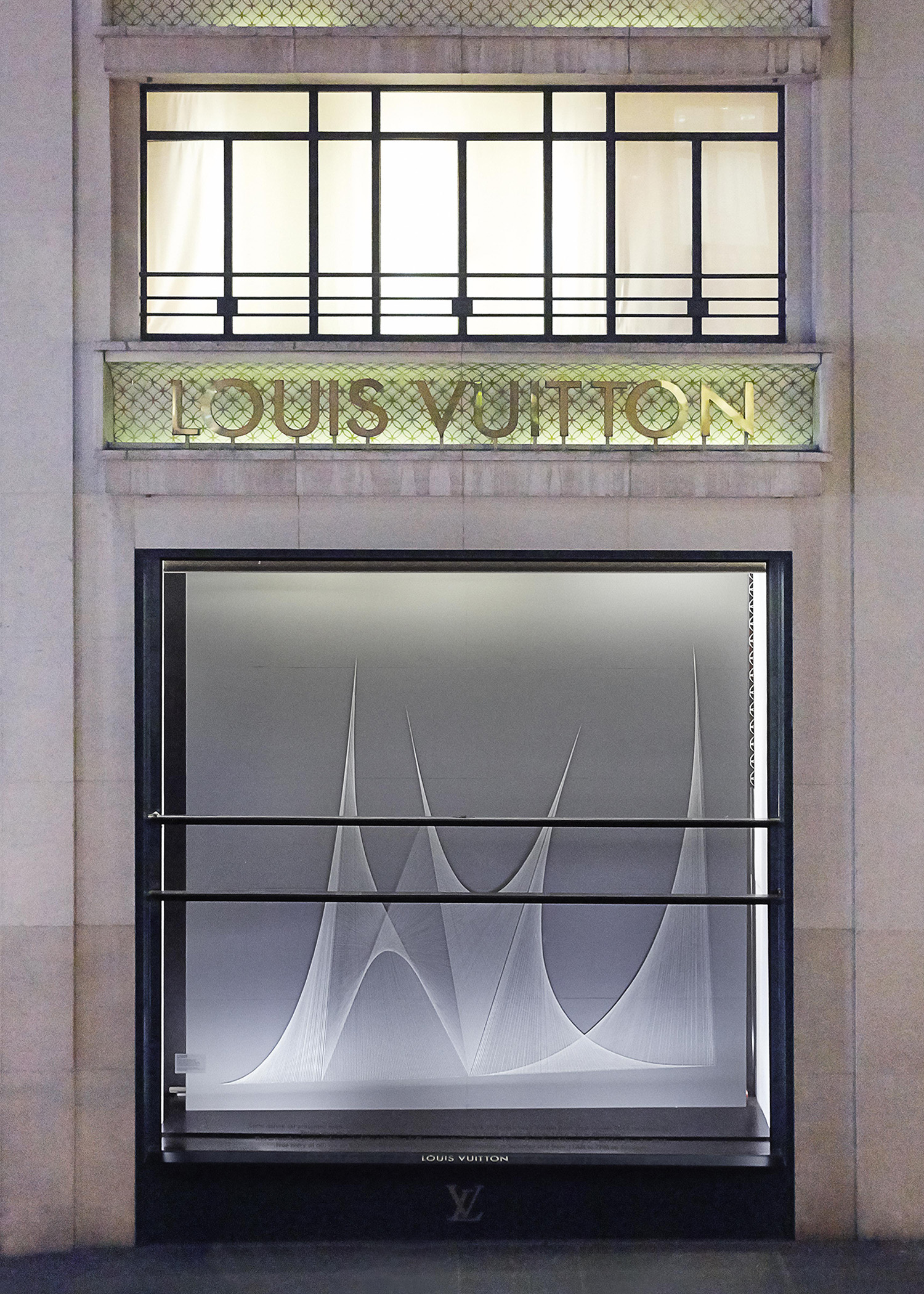 Espace Louis Vuitton, Paris, Le Fil Rouge with Isa Melsheimer.